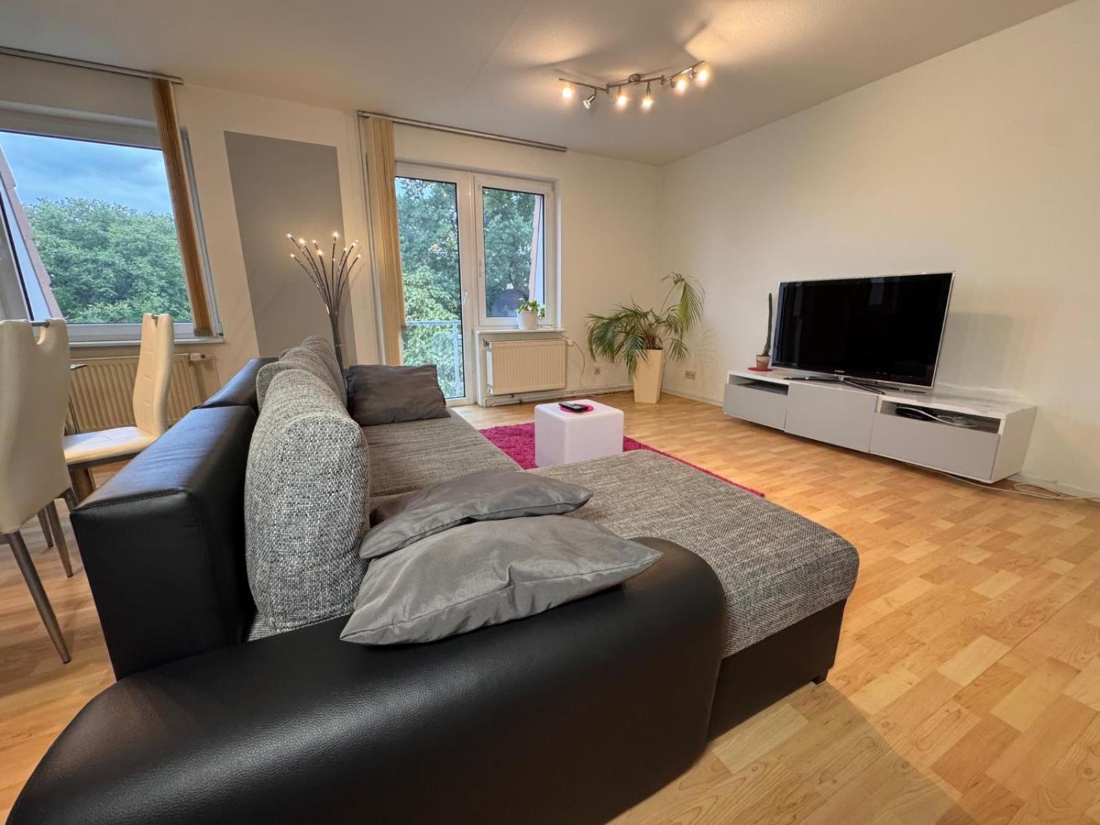 Moderne Wohnungen Im Dachgeschoss Falkensee Buitenkant foto