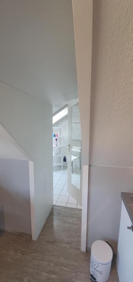 Moderne Wohnungen Im Dachgeschoss Falkensee Buitenkant foto